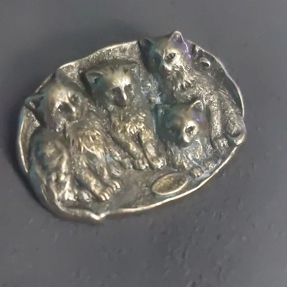 Vintage Silver/Pewter Toned Cats Lightweight Brooch Pin - Picture 15 of 16